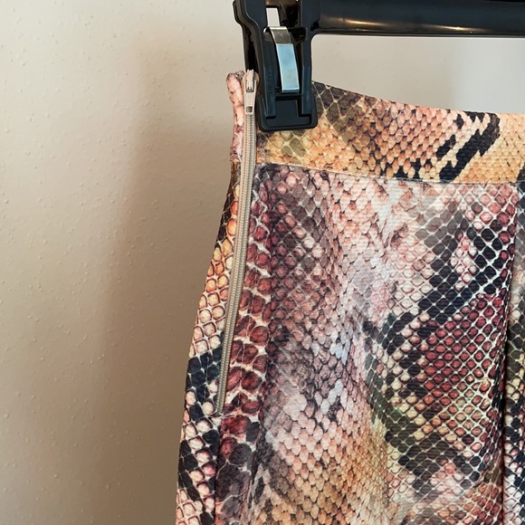 ✨Snake Skirt✨ - Picture 7 of 8